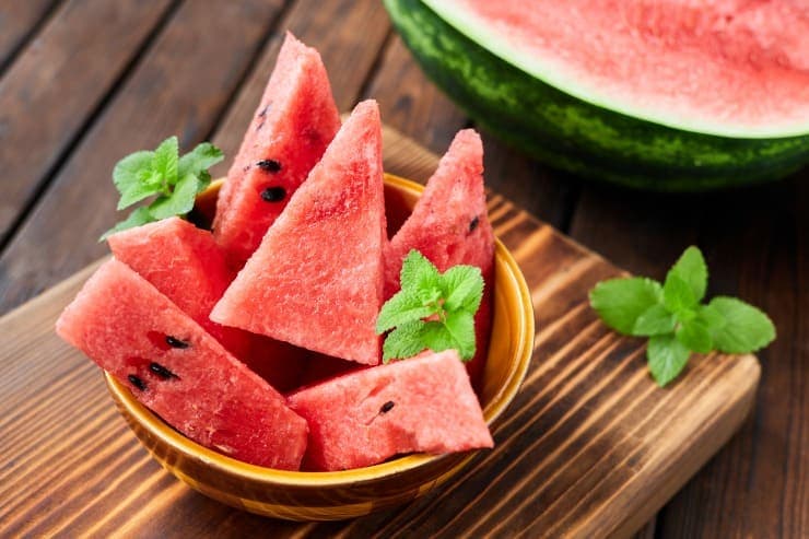 benefícios da melancia para a saúde