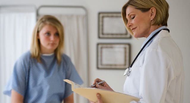 cirurgia plastica na adolescencia