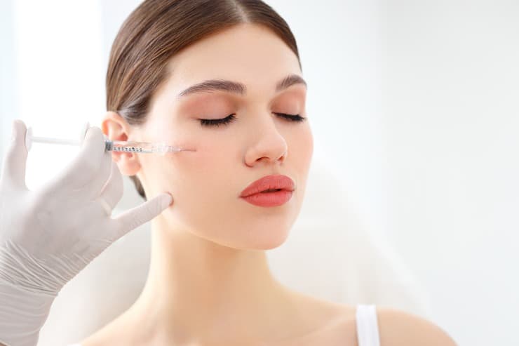 saiba como colocar botox sem perder as expressões faciais
