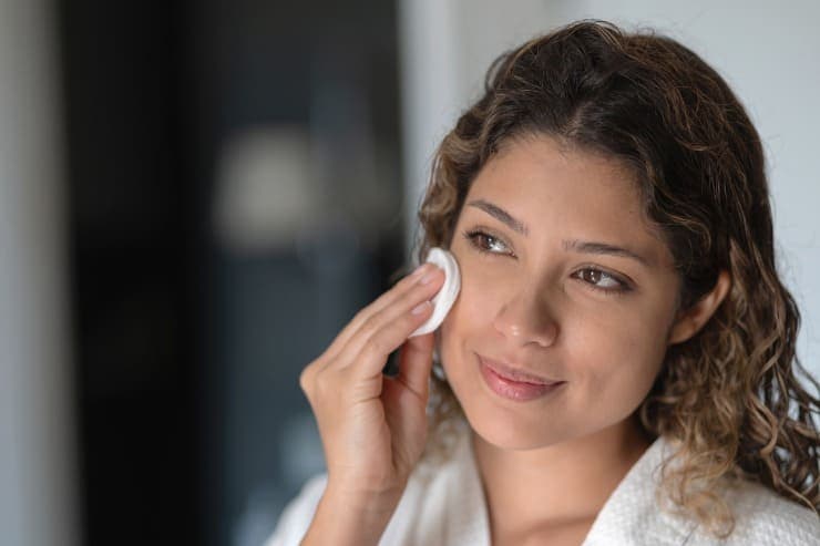 cuidados ao remover maquiagem