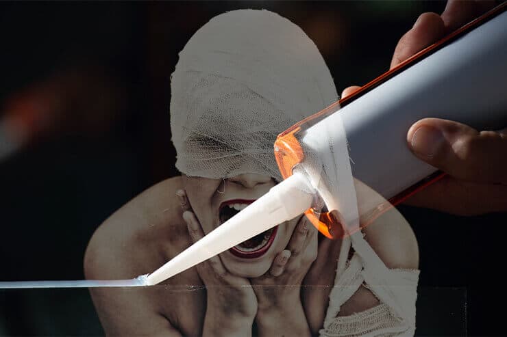 saiba os perigos da implantação de silicone industrial