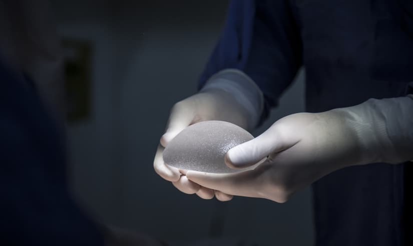 mitos e verdades rejeição prótese de silicone