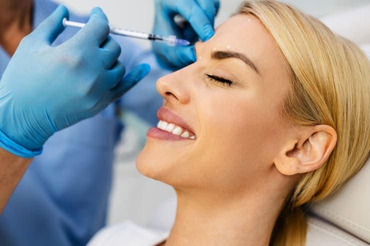 Entenda mais sobre toxina botulínica e botox