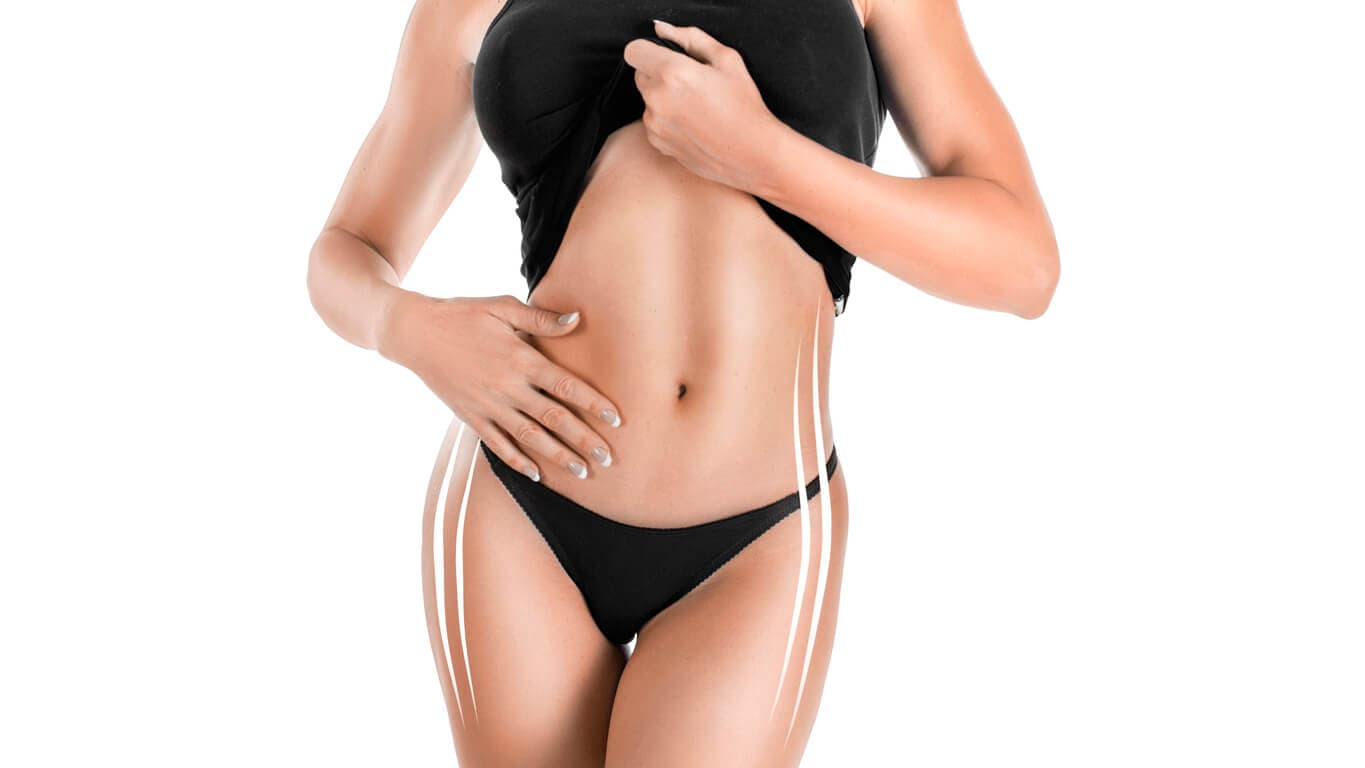Mulher em roupa íntima preta levantando a blusa para mostrar o abdômen, com marcações curvas nas laterais do corpo que destacam o contorno da cintura e da região abdominal.